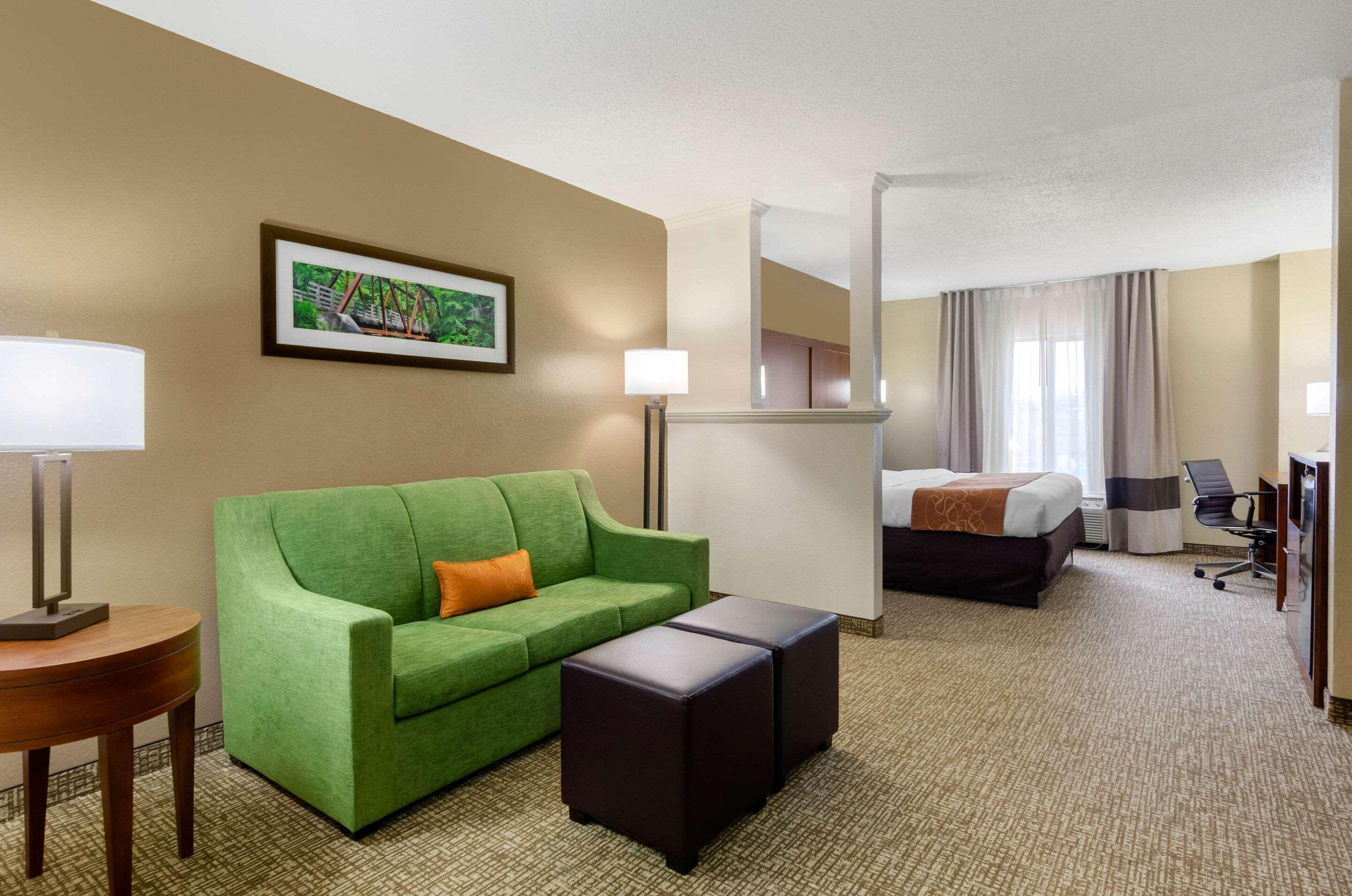 Comfort Suites Abingdon I-81 Bagian luar foto