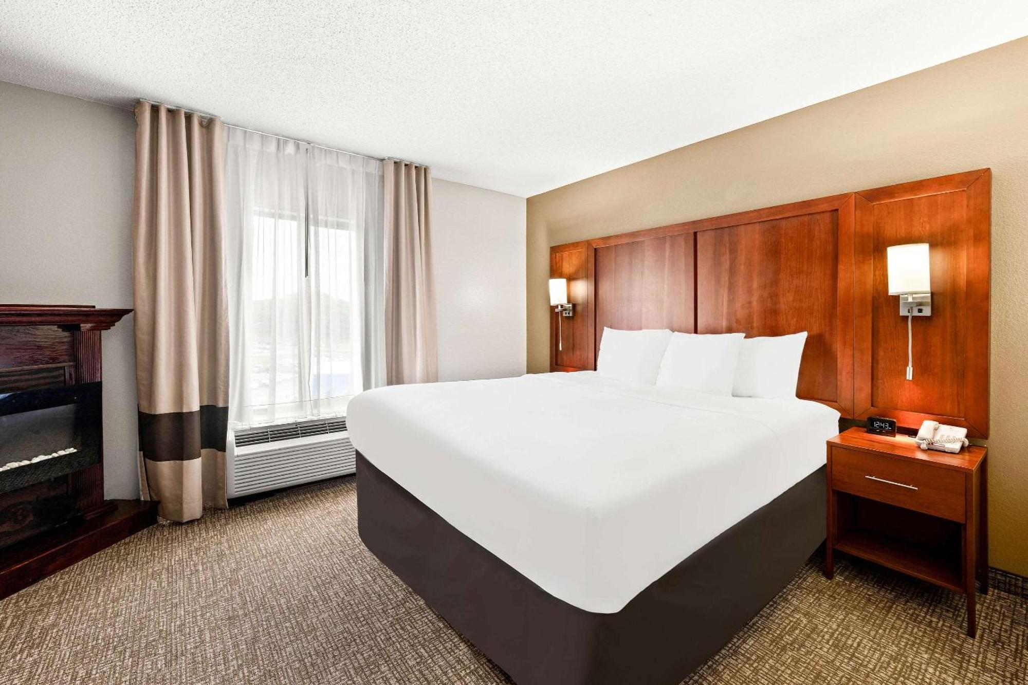 Comfort Suites Abingdon I-81 Bagian luar foto