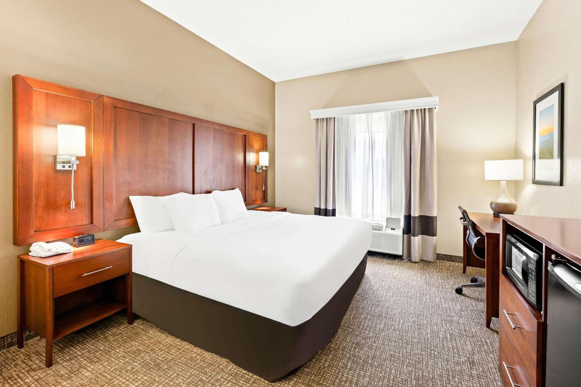 Comfort Suites Abingdon I-81 Bagian luar foto