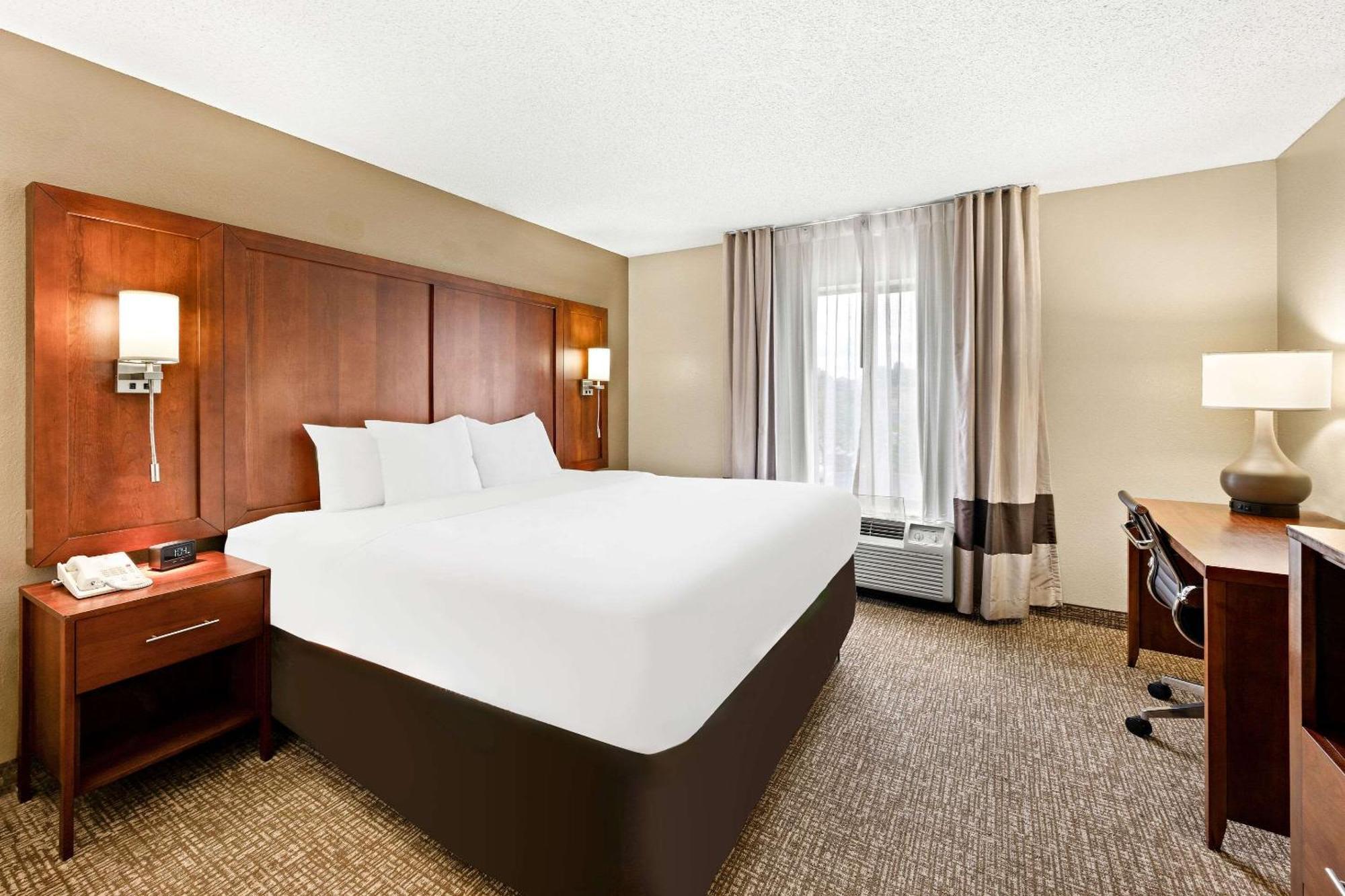 Comfort Suites Abingdon I-81 Bagian luar foto