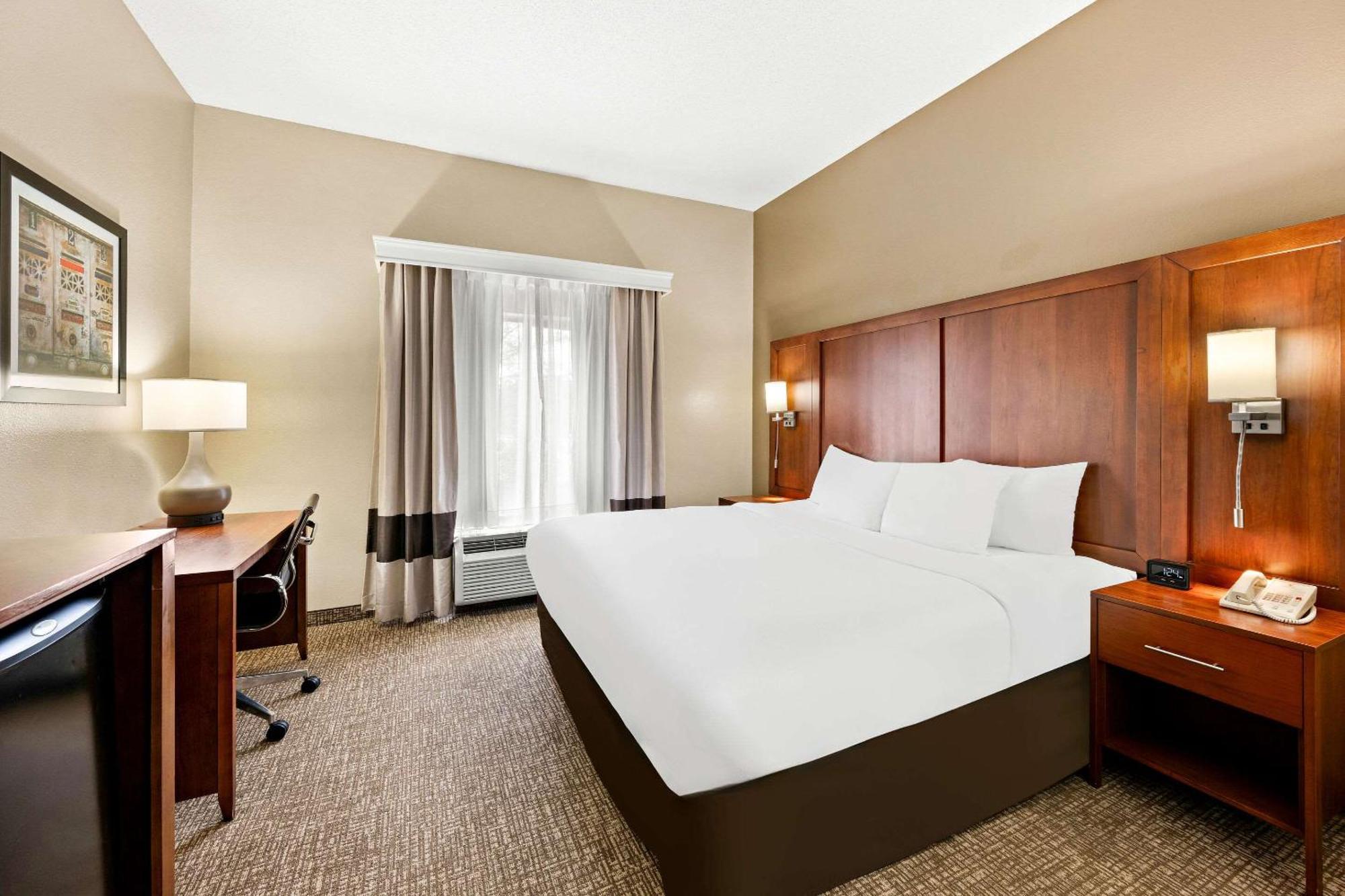 Comfort Suites Abingdon I-81 Bagian luar foto